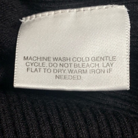 Apostrophe V Neck Light Weight Sweater S - Picture 4 of 4